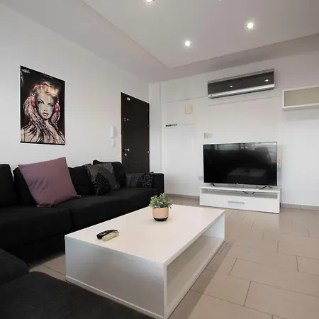 Glabur - The Amazing 2 Bdr - City, Free Parking & Wifi Apartamento Nicosia